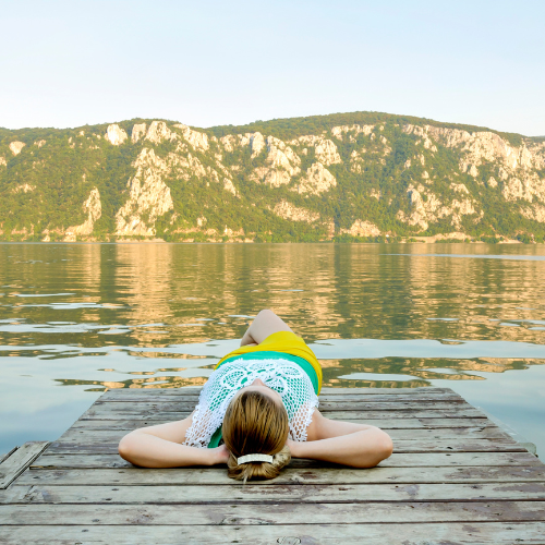 Beat Summer Stress: 5 Tips for a Relaxing and Energizing Season